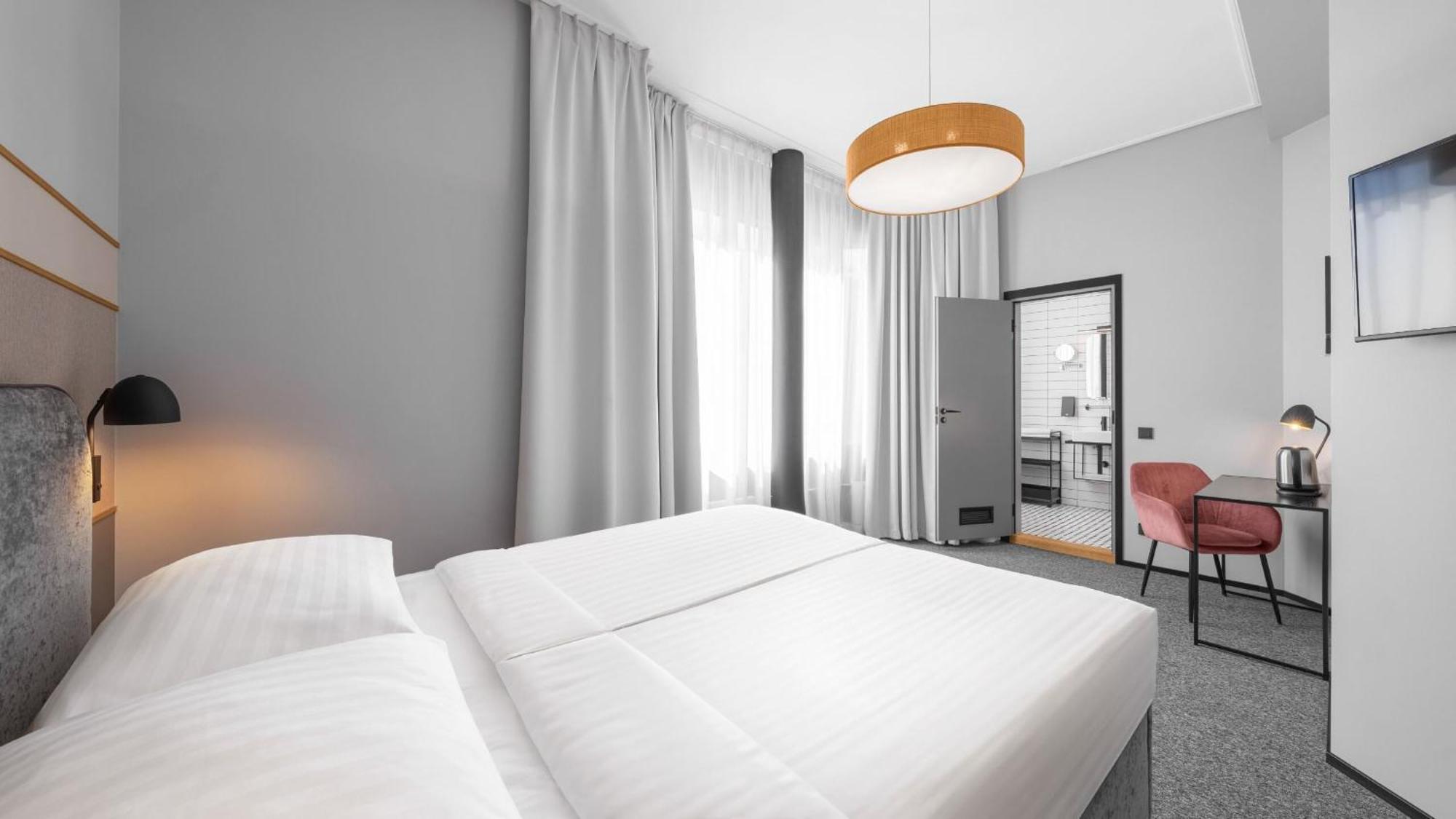 Fonnental Design Hotel Reval Esterno foto
