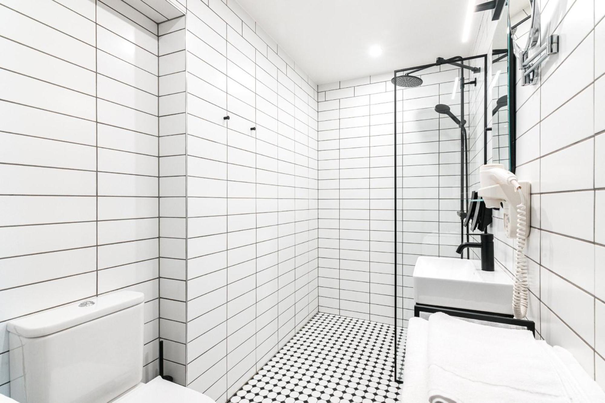 Fonnental Design Hotel Reval Esterno foto